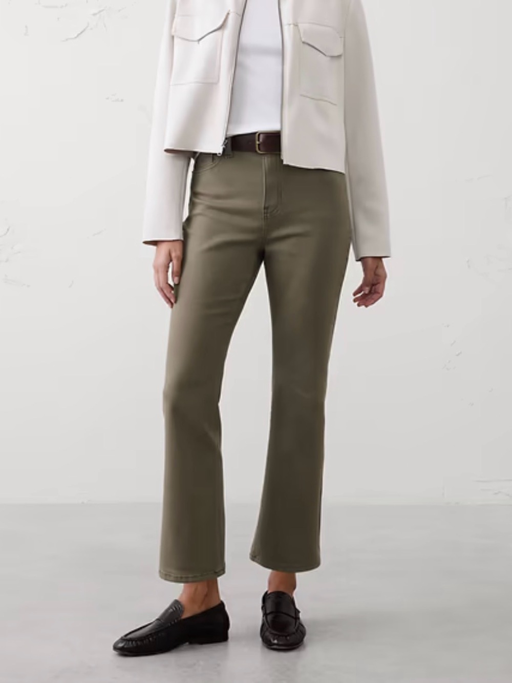 BANANA REPUBLIC Olive Green high rise Bootcut cropped Pants